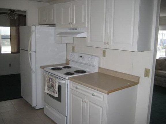5th image of 79 Merrimac Dr