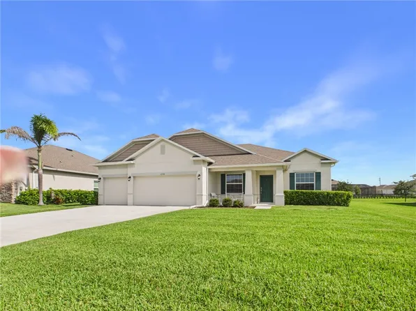 4358 Lago Vista Dr, Sebastian, FL 32976