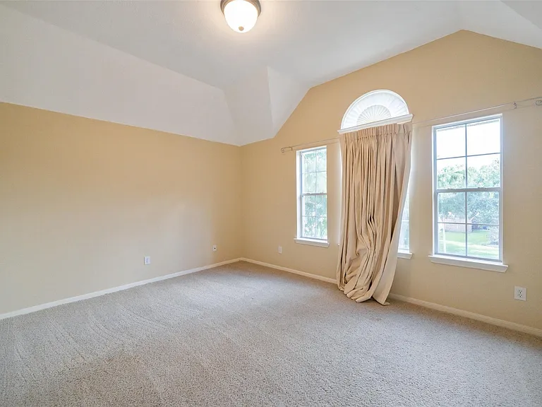8811 Sun Haven Ln — Photo 25
