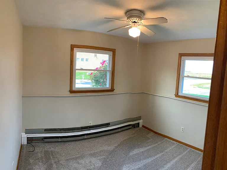 350 2nd Ave E #2 — Photo 6