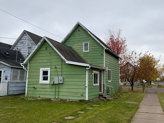 3rd image of 1702 Iowa Ave