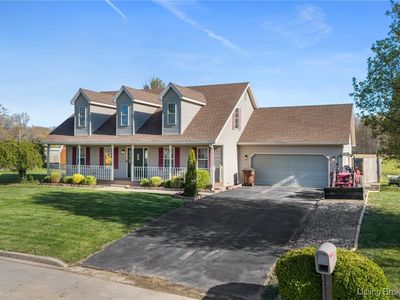 910 S Goldenrod Lane, Hanover, IN, 47243