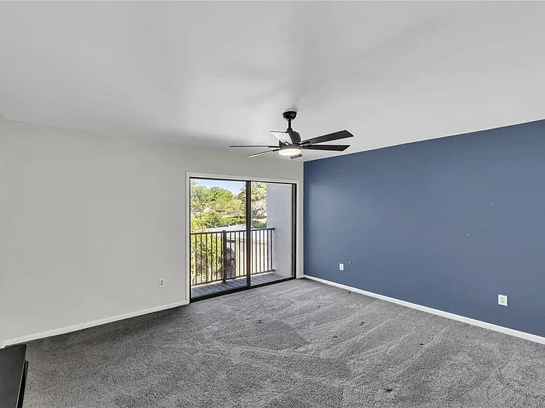 4114 Pinelake Ln #202 — Photo 12