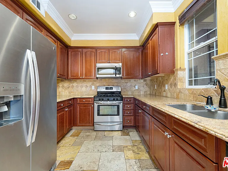 650 E Palm Ave #302 — Photo 22
