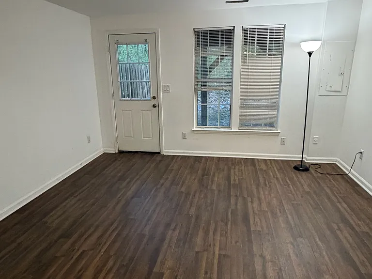 568 Lex Dr — Photo 10
