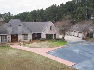 424 Cedarmont Dr, Madison, MS 39110