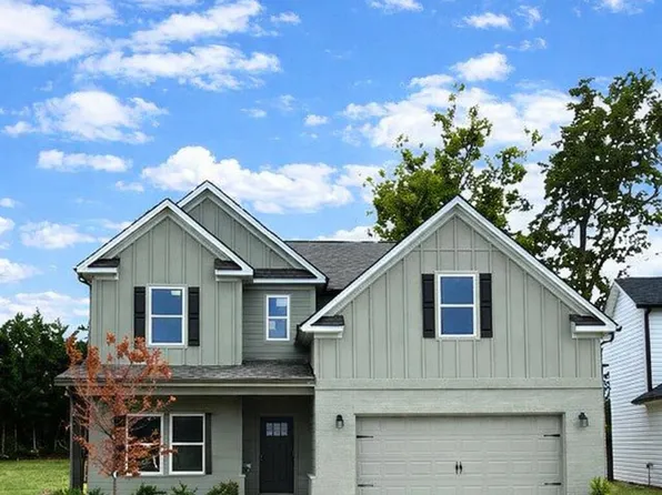 8245 Shrewsbury Ln #42, Ooltewah, TN 37363