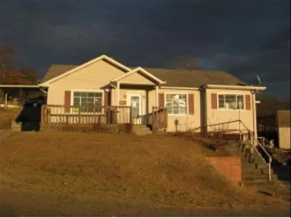 1208 Frank St, Kingsport, TN 37665