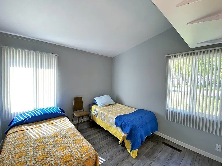 1508 E Sugnet Rd — Photo 8