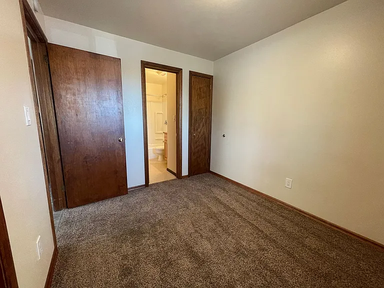 607 C Street in Cheney Near EWU Campus! — Photo 12