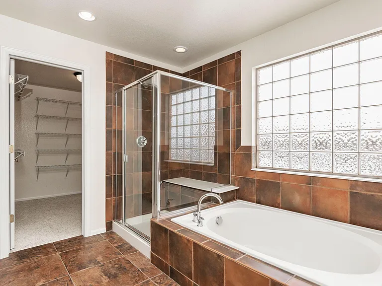15898 James Gate Pl — Photo 29