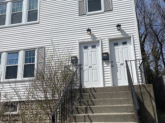 2nd image of 12 Amherst Rd #0