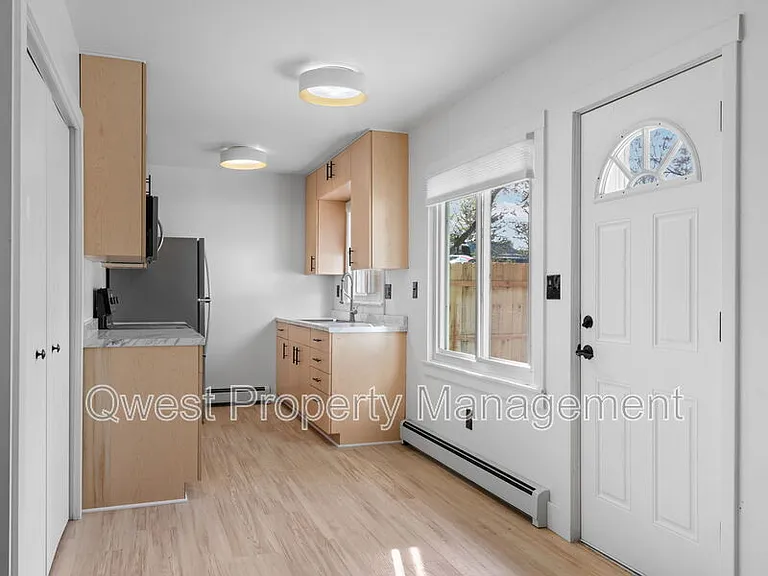 414 Rose St — Photo 4