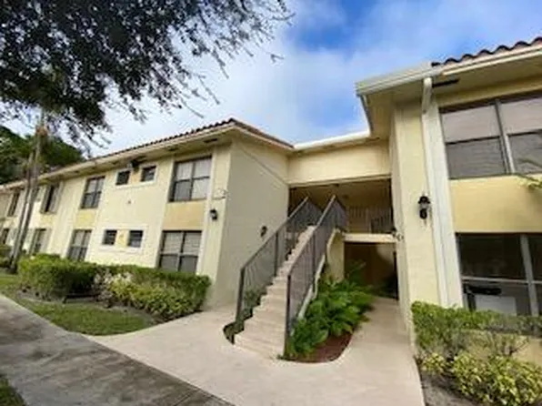 1525 Lake Crystal Drive #G, West Palm Beach, FL 33411