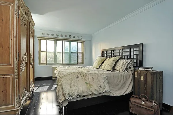 Sold by Corcoran | media 9