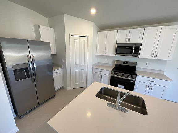 5th image of 17236 Cantu Ct