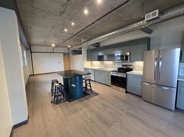 201 Arno St NE APT 201, Albuquerque, NM 87102