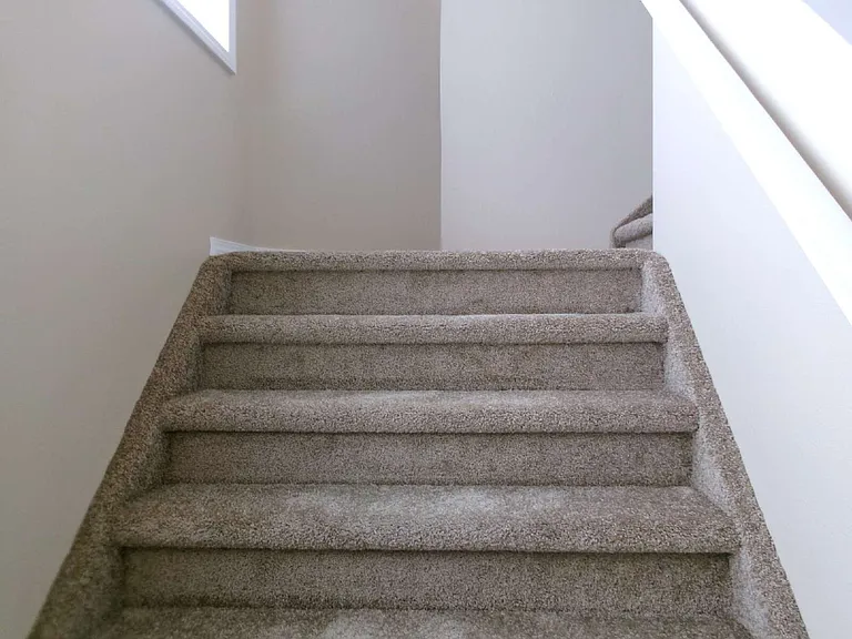 2429 E Monument St — Photo 28