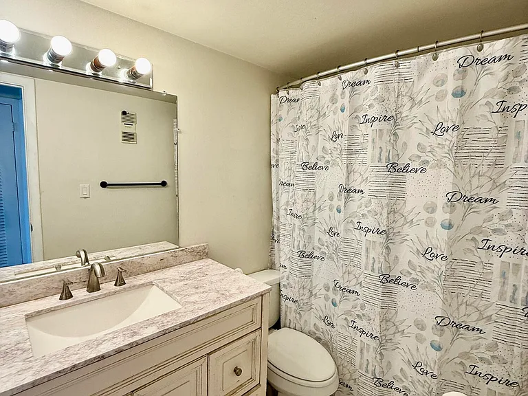 108 Paradise Harbour Blvd #512 — Photo 13
