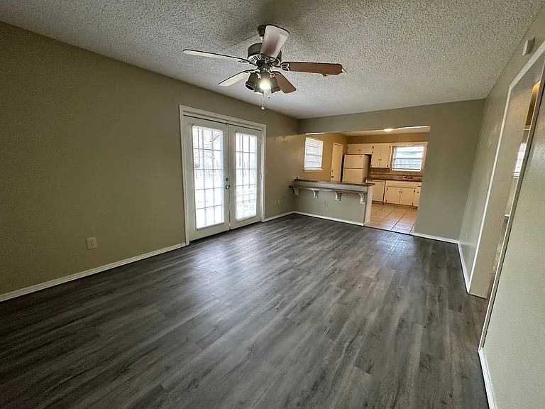 621 Lotus Ave — Photo 23