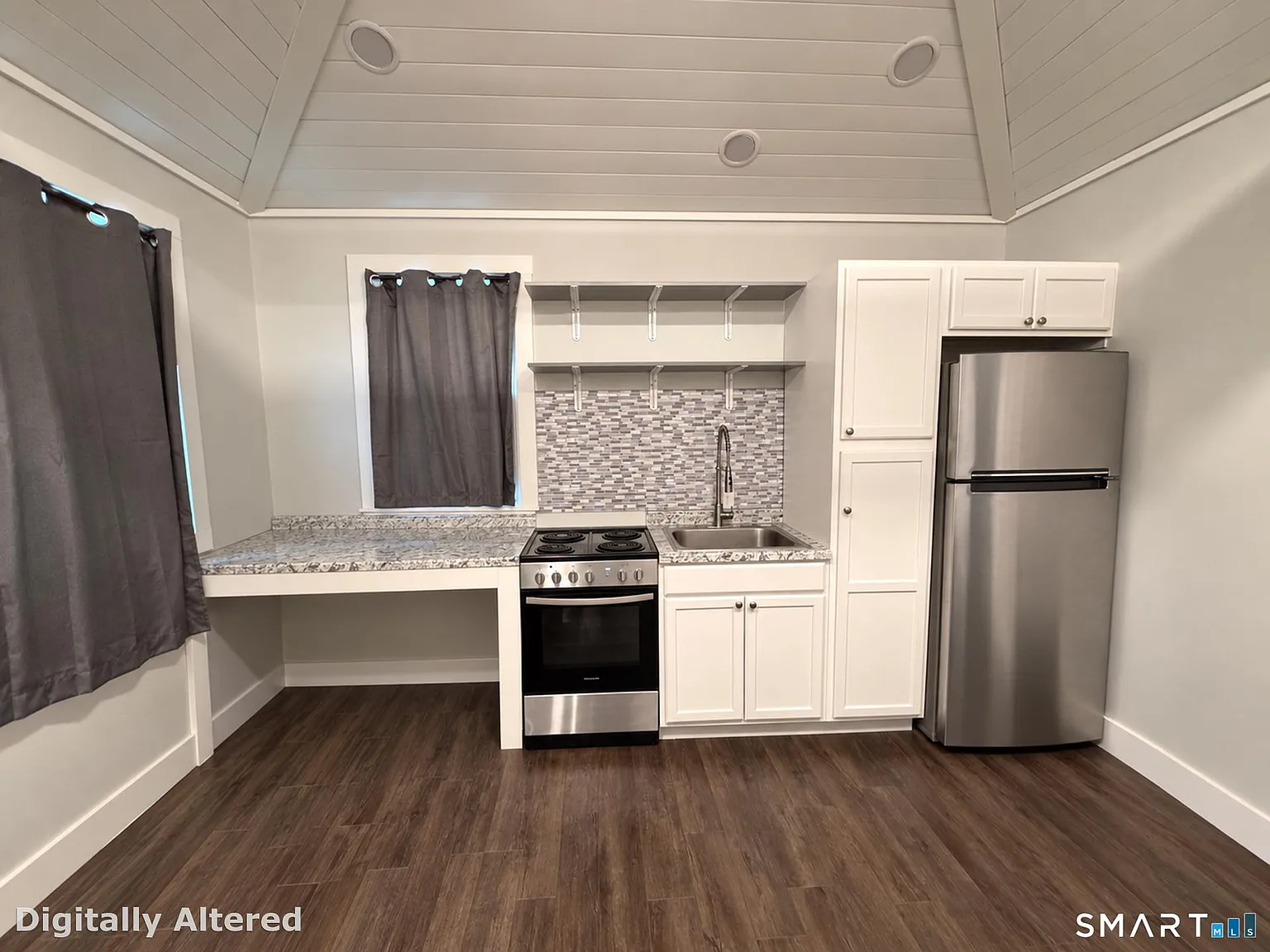 Studio, 1.0 bath, 300 sqft, $1,250 — Photo 3