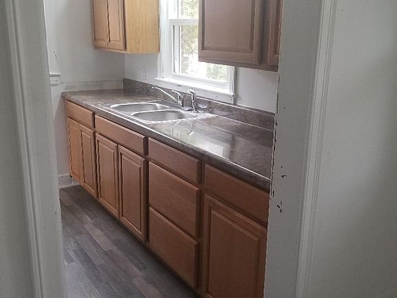 5th image of 508 Cleveland Ave