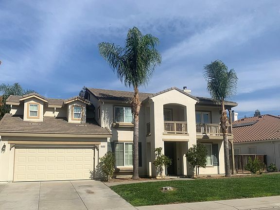 2nd image of 1240 Revelle Dr