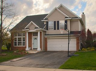 205 Carol Ln, Bolingbrook, IL 60440