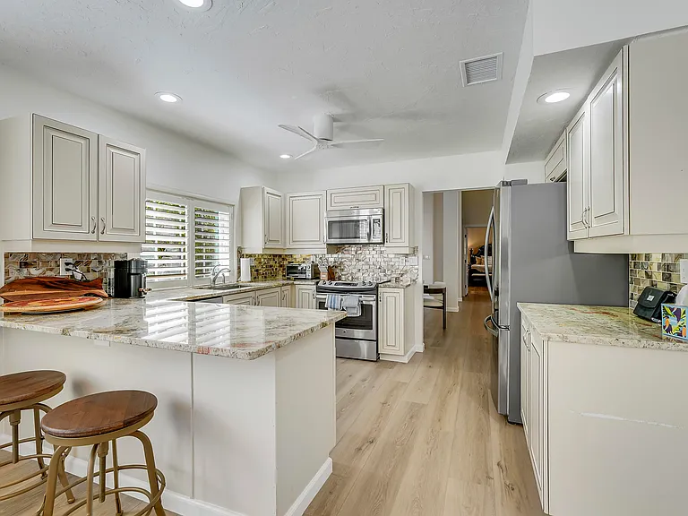 26 Via Aurelia Palm — Photo 12