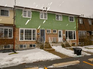 30 Addington St #20, Loyalist, ON K7N 1C5