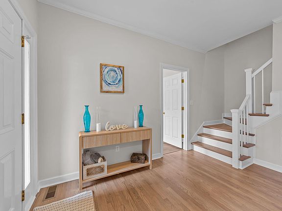 4th image of 5112 Sunset Walk Ln