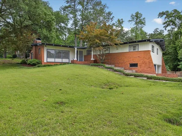 45 Bay Cir, Laurel, MS 39440