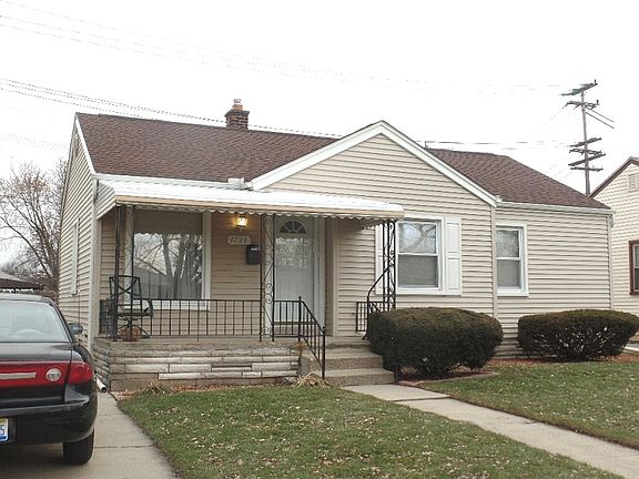 2nd image of 1734 Brest Ave