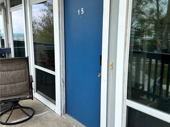 3402 Ocean Dr APT 15, Corpus Christi, TX 78411