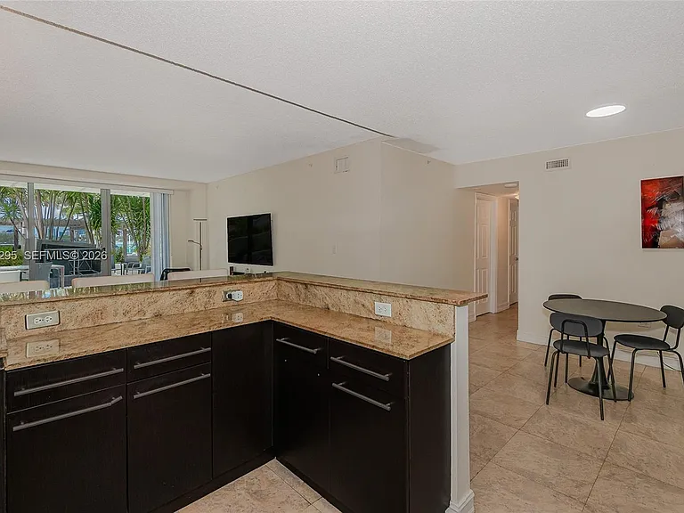 1500 Bay Rd #116S — Photo 15