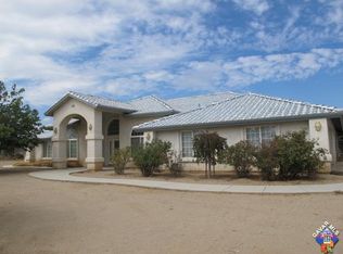 12074 Salem Rd, Victorville, CA 92392