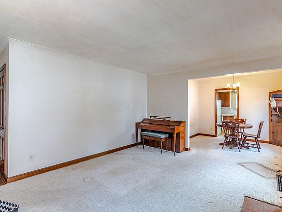5th image of 57 E Royal Forest Blvd