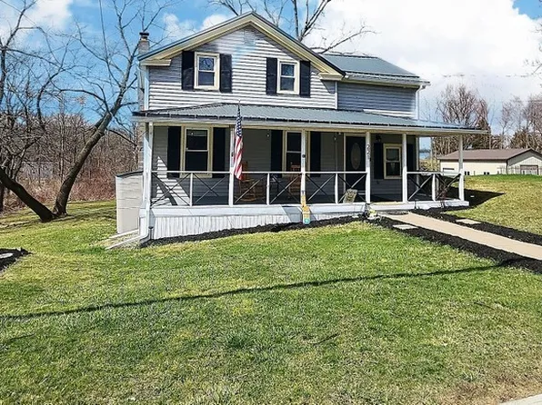221 Cayuga St, Union Springs, NY 13160
