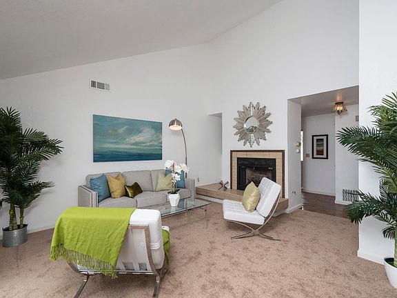 3rd image of 55 Appian Way Unit C