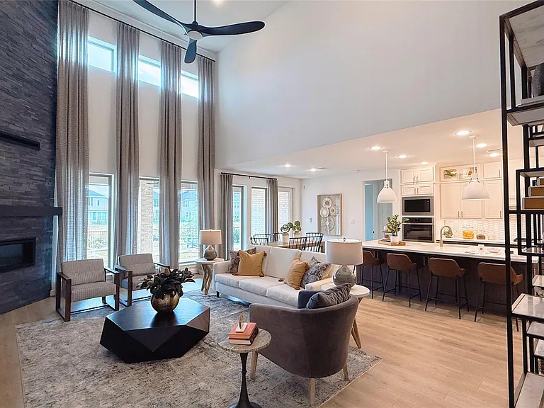 5603 Logan Ridge Ln — Photo 12
