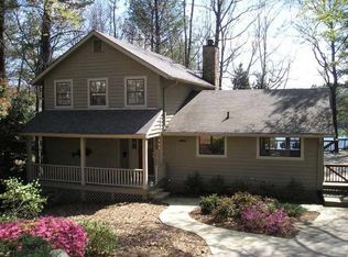 470 Sassafras Ln, Roswell, GA 30076