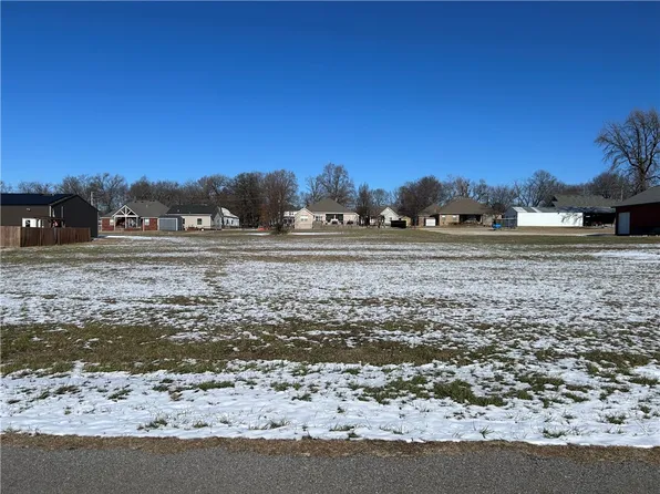 LOT 2 Holmes St, Prairie Grove, AR 72753