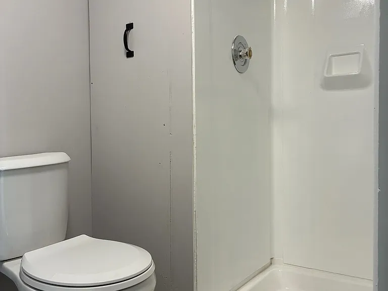 13 Maple Ave — Photo 9
