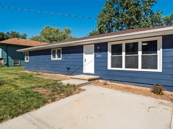 252 Greenfield Pkwy, Des Moines, IA 50320