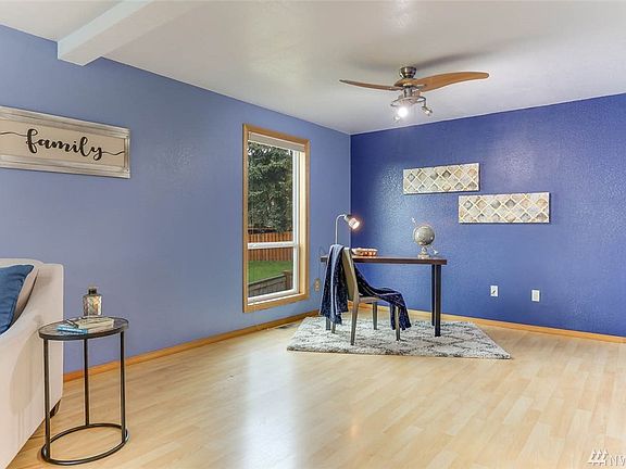 Enjoy this versatile area that connects with the living room. Not only can it be a work station, but you could add additional seating for a great gathering spot, pool table for entertaining, formal dining area.