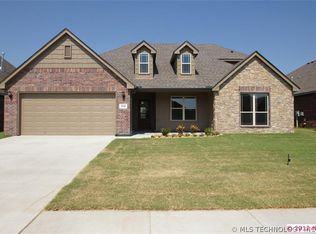 4726 S 177th Pl, Tulsa, OK 74134