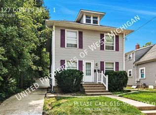 1127 Cooper Ave APT 1, Lansing, MI 48910