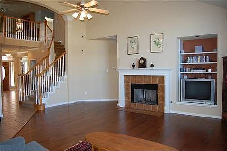 4th image of 10309 Peekston Dr