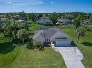 8 Par View Rd, Rotonda West, FL 33947