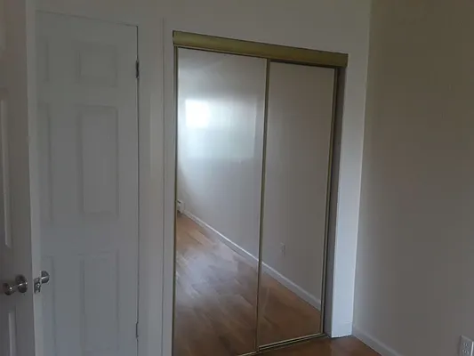 Rented by Sav A Lot Realty Inc | media 9